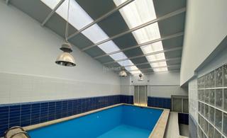 Maison à Travesía san josé 4. Gran casa con piscina cubierta