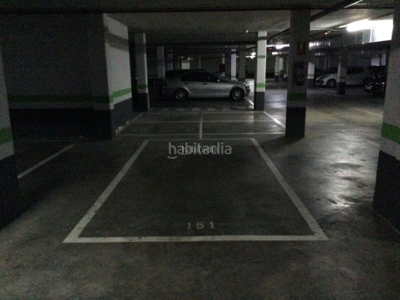 Foto 8de1c0af-d18c-4fe6-bca9-ac7442f16ba6. Miete autoparkplatz in avenida víctimas del terrorismo 5 in Alcalá de Henares
