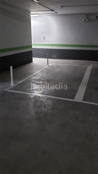 Foto b448258d-c0b1-4477-a19d-c5cccddfbb9a. Miete autoparkplatz in avenida víctimas del terrorismo 5 in Alcalá de Henares