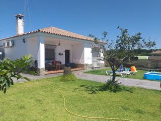 Xalet a Calle vereda de enmedio 19. Chalet más terreno (inversion)