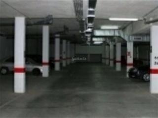 Aparcament cotxe a Calle músico cristóbal de morales 94c. Tablero bajo - arruzafilla / calle maría zambrano