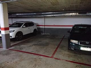 Lloguer Aparcament cotxe a Carrer de ventura gassol 4. Párquing muy grande y de fàcil acceso