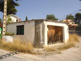 Studio à Carrer de la verge 35. Estudio masmilà 47m2 terreno llanovallado inversio
