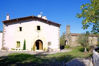 Alquiler Masía en Sant bartomeu de matamala, 2. Masía del siglo xvi restaurada con ermita románica