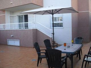Affitto Piccolo appartamento in Avenida del puerto, 39. Apartamento en guardamar del segura