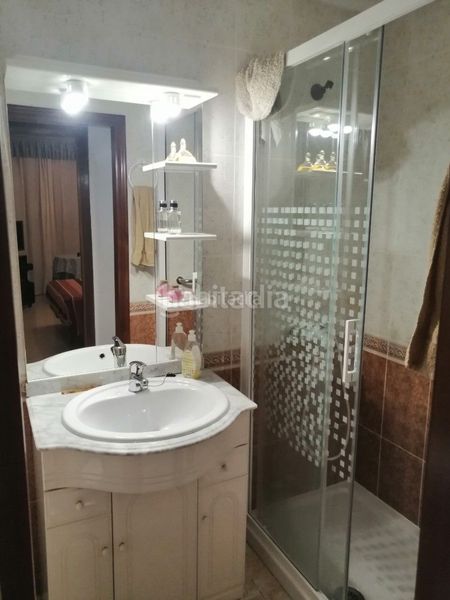 Foto 2e1cb4ff-104c-43e0-bd4d-4070e5f1596d. Miete etagenwohnung in calle vara del rey 14 in San Carlos - San José Sevilla