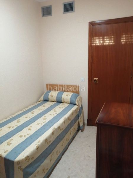 Foto 725786e6-ad8e-4390-8997-91b0ce726d6f. Miete etagenwohnung in calle vara del rey 14 in San Carlos - San José Sevilla