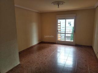 Pis a Avenida galicia 5. Se vende piso en piedras blancas (castrillon)