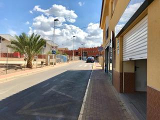 Local Comercial a Calle antonio peñalver 2. Venta o alquiler amplio bajo comercial