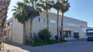 Rent Office space in Calle vial de los cipreses 7. Despachos profesionales al mejor precio.