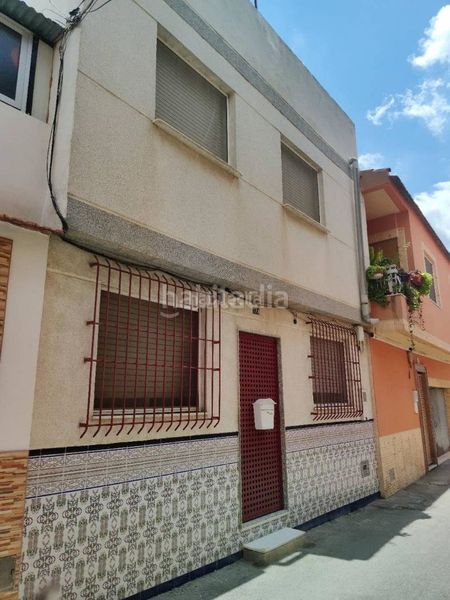 Foto b1e685e1-26ac-4b08-b4be-5a5a8ede7ae5. Semi detached house in calle sagrado corazón de jesús 110 in Beniel