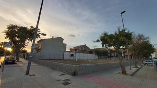 Terreny residencial a Carrer del doctor fleming 6. Magnífico solar en sedaví 1.233m2