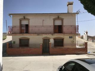 Maison à Calle de calvario 16. Dehesas de guadix / calle calvario