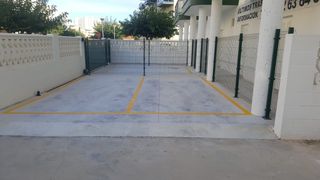 Autoparkplatz in Calle dels tamarits, 4. Plaza aparcamiento
