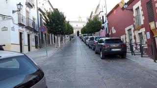 Pis a Calle cuesta de jesús 23. Piso situado en zona céntrica