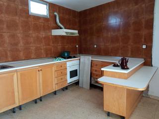 Pis a Carrer sant isidre 30x. El molar (tarragona) / carrer sant isidre