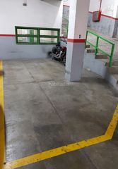 Aparcament cotxe a Carrer de la independència 78. Fácil acceso y maniobrabilidad.