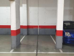 Car parking in Carretera reial 102. Plaza de parquing en illa walden sot -1