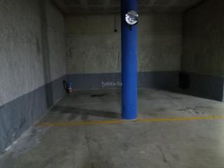 Miete Autoparkplatz in Carrer flos i calcat 62a. Se alquila plaza de parquing centro del masnou