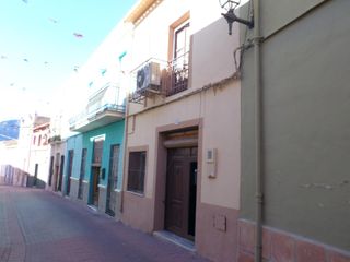 Casa adosada en Calle maestra consuelo sanchiz, 8. Benimeli / calle maestra consuelo sanchiz