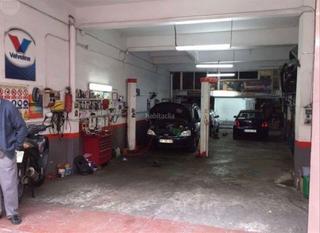 Local Comercial a Carrer de sant frederic 29. Taller ortega mecanica plancha pintura