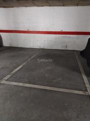 Lloguer Aparcament cotxe a Calle pilar de la horadada 4. Se alquila plaza de garaje