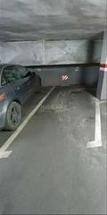 Parking voiture à Carrer de lepant 416. Muy cerca ascensor llorens y barba 5