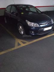 Miete Autoparkplatz in Carrer de topete 131. Plaza parking para coche grande,mediano ó pequeño.