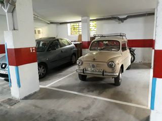 Parking coche en Carrer sant jeroni (de), 6. Parquing a cintet - prop de correos