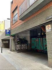 Lloguer Aparcament cotxe a Carrer de neptú 2. Cerca avda diagonal. coche pequeño o moto