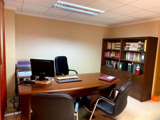 Miete Büro in Carrer santa llúcia 3c. Oficina en pleno centro de alcoy.