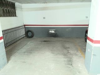 Rent Car parking in Carrer metge carreras, 65. Plaza parking rambla
