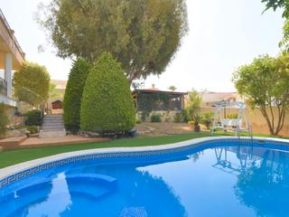 Maison jumelée à Calle de los almendros 8. Chalet de lujo  en  quesada, rojales, alicante