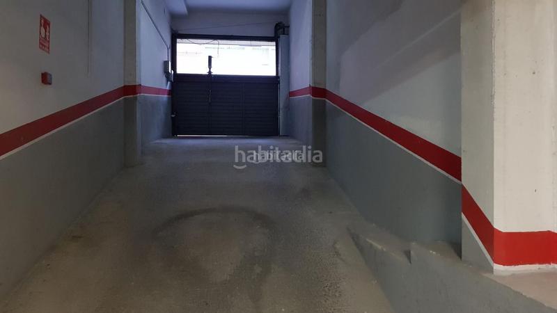 Foto 7e97cfc6-55dd-4404-85a8-4b1469dd162c. Location parking moto dans carrer juan sebastián elcano 9 dans Mataró