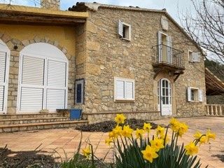 Country house in Carrer concos - ranxos de bonany,. Masia restaurada en finca d’1.5ha a l´alt camp (t)