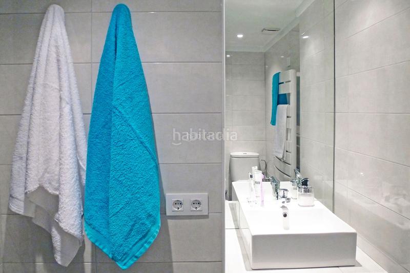 Foto ab4d12dc-25d0-41ce-a538-2c2b453996fd. Piso en carrer salins 4 linia 7 piso cerca playa, vista al mar en Empuriabrava