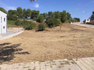 Terreny residencial a Carrer canigó 11p. Parcel.la de 2.541 m2 planera i orientada a sud