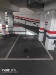 Miete Motorradparkplatz in Carrer del mestre joan corrales 5. Parking coche pequeño