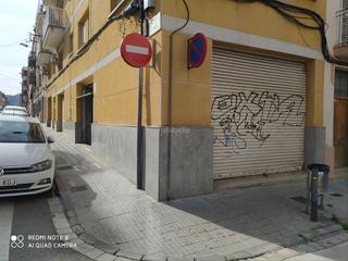 Local commercial à Carrer victòria 44. Local diafano de 75 m2 en c/ victoria