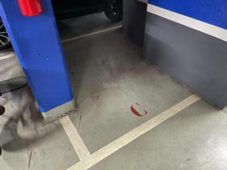 Miete Autoparkplatz in Carrer de la indústria 97-99. Sagrada família / carrer de la indústria