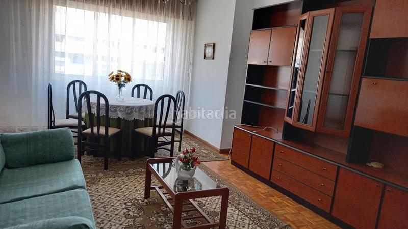 Foto 05bb2bc6-e463-49b4-a4f7-271647dae3f7. Piso en avenida arcadio pardiñas 91 venta piso céntrico -mariña lucens en Burela