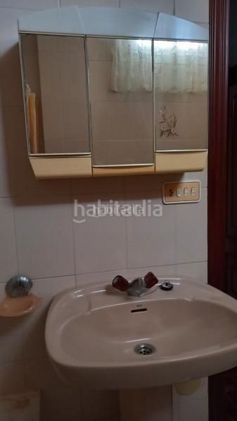 Foto 8ac5d31d-0e3b-4532-952e-441ad1462f55. Piso en avenida arcadio pardiñas 91 venta piso céntrico -mariña lucens en Burela