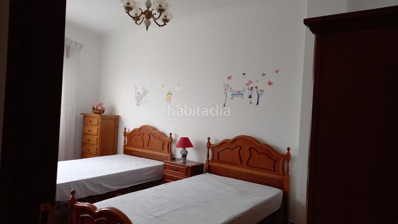 Foto bd0bb4da-97c8-44cf-8f7b-88072948122d. Piso en avenida arcadio pardiñas 91 venta piso céntrico -mariña lucens en Burela