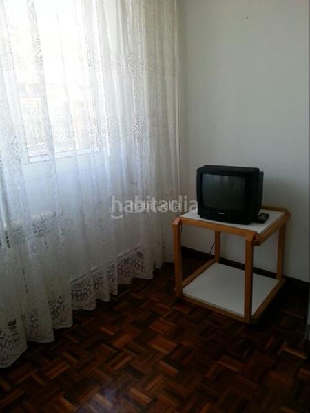 Foto fddba774-9ce0-42fb-a1a2-e9d5d35b5db5. Piso en avenida arcadio pardiñas 91 venta piso céntrico -mariña lucens en Burela
