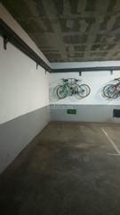 Parking coche en Avinguda de joan xxiii 41. Plaza parking entre artigas y sant adrià