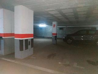 Location Parking voiture à Carrer de coïmbra 15. Parquin en horta, barcelona