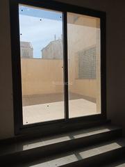 Local Comercial a Carrer del morell 2. Local comercial nuevo a estrenar