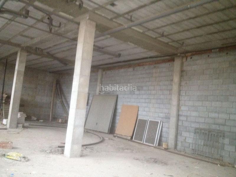 Foto e513560f-77a0-4e31-be1e-fd122c07cb17. Local comercial en calle holanda 7 urge vender local comercial en Olula del Río
