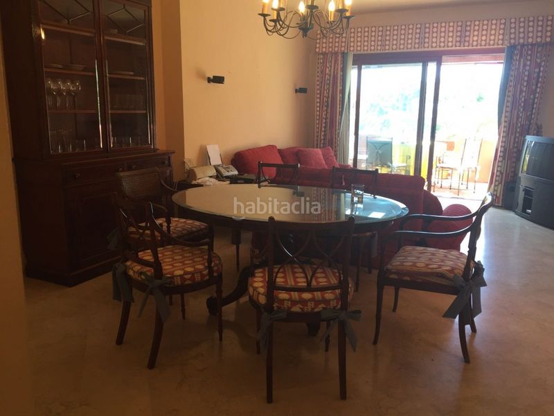 Alquiler Piso en Marbella, avenida del gaviero, 1. Paradisíaco piso con espectaculares vistas playa (Marbella, Málaga)