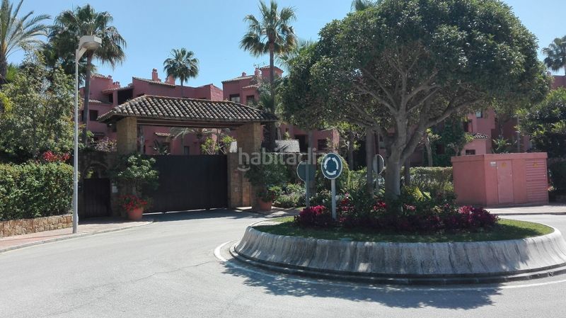 Alquiler Piso en Marbella, avenida del gaviero, 1. Paradisíaco piso con espectaculares vistas playa (Marbella, Málaga)